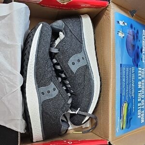 Saucony Womens Freedom Runner Running Shoes